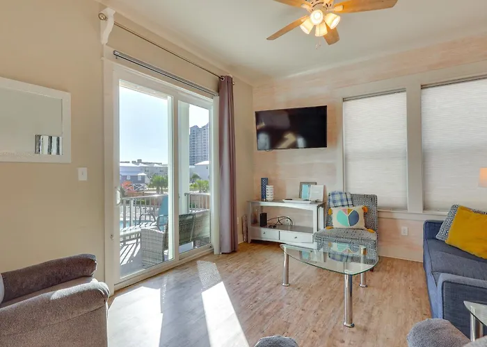 Home W/Shared Heated/Cooled Pool 2 Blocks To Beach *